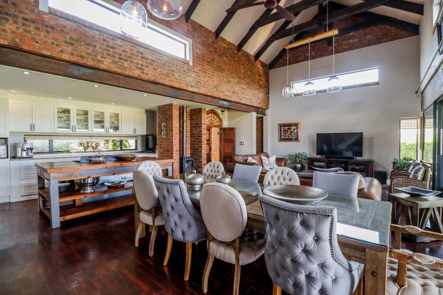 4 Bedroom Property for Sale in The Coves North West